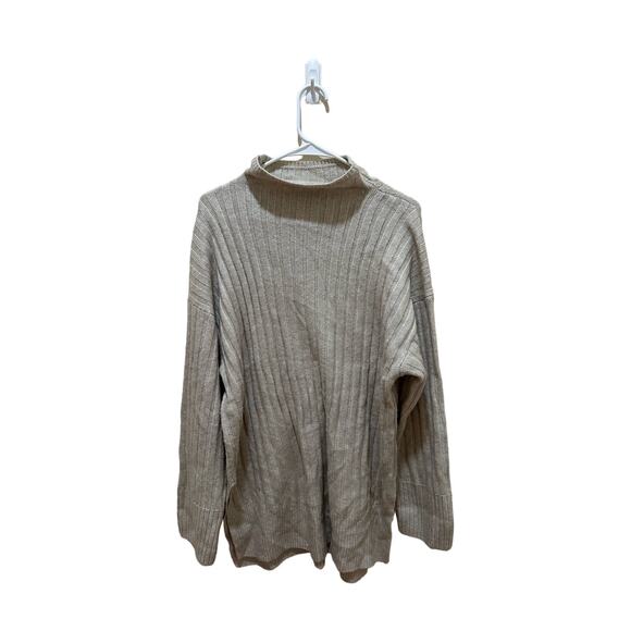 Abercrombie Mock Neck Sweater Cream Size Large Cozy Long Sweater - Picture 1 of 5